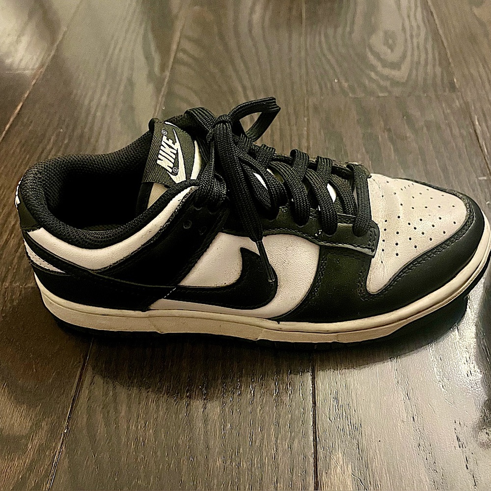 Nike Dunk Low Retro in Black & White (Panda) Classic Low-Top Nike Dunk Sneakers - Picture 4 of 16